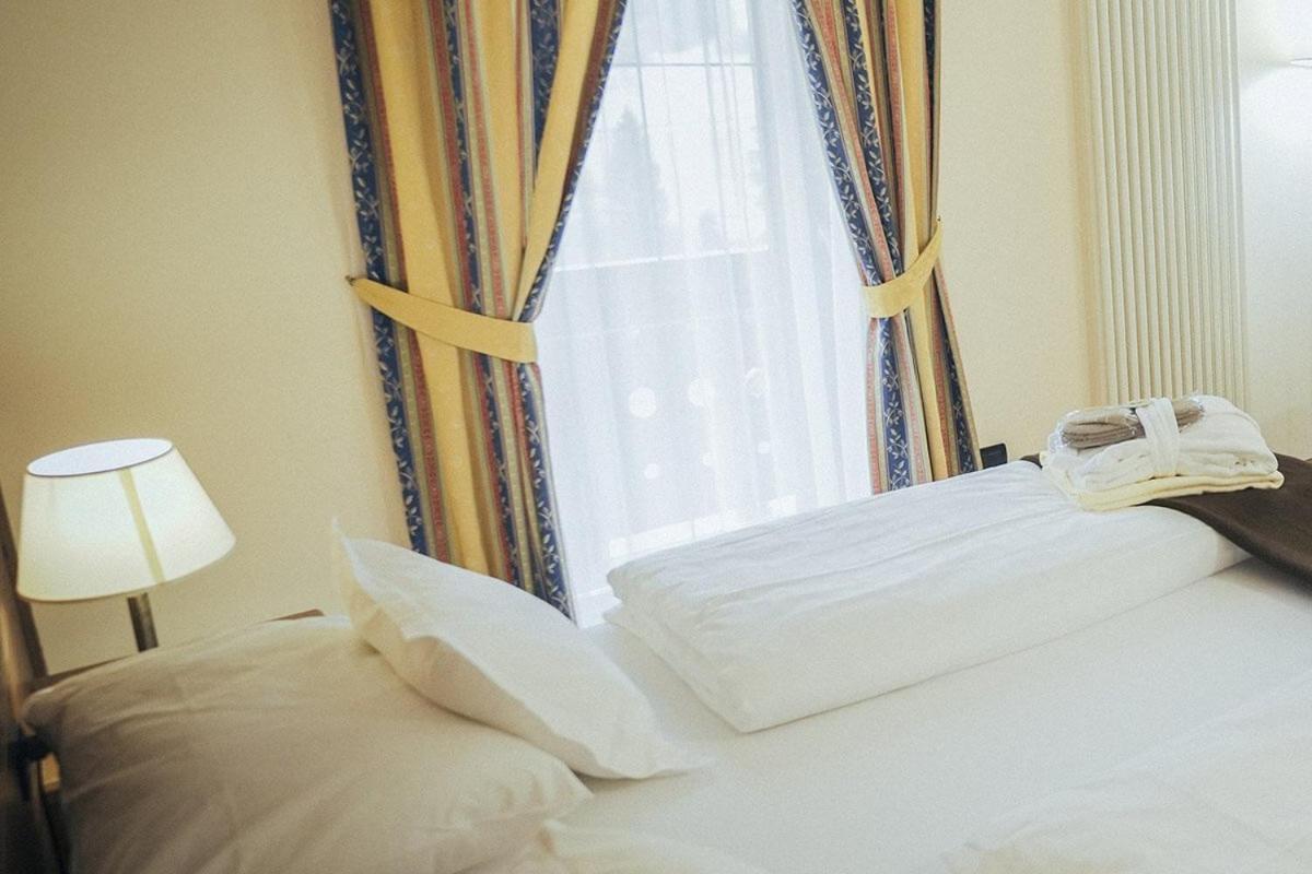 Hotel Al Parco 모에나 외부 사진