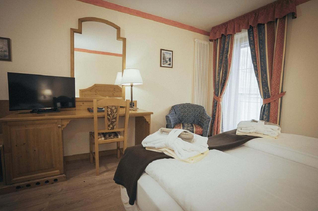 Hotel Al Parco 모에나 외부 사진