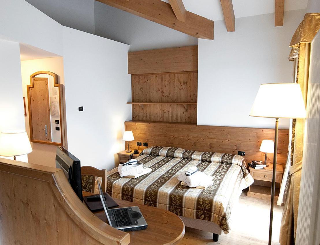 Hotel Al Parco 모에나 외부 사진